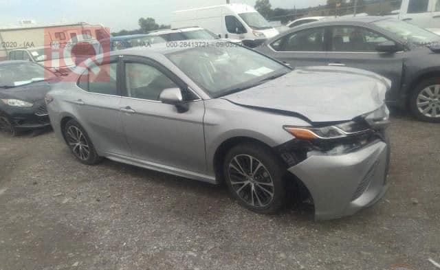 تۆیۆتا کامری